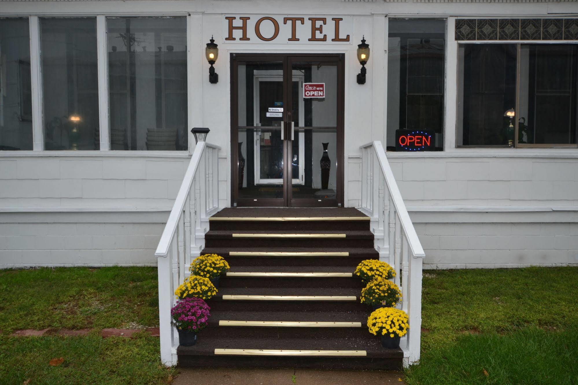 Perfect Stay Inn & Suites Blair Exteriör bild